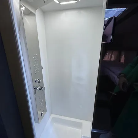 Moonlight Caravan Rental *